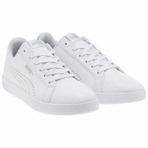 Women puma leather shoes